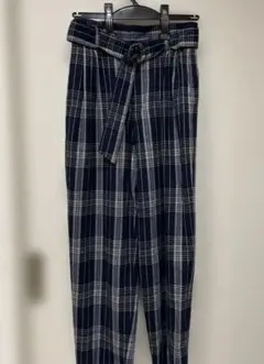 チェックパンツ