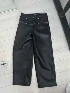 GOAR goar.Archive Croco Zipper Pants - メルカリ