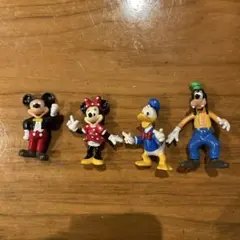 ディズニーフィギュア　レトロ　ミッキーミニードナルドグーフィ