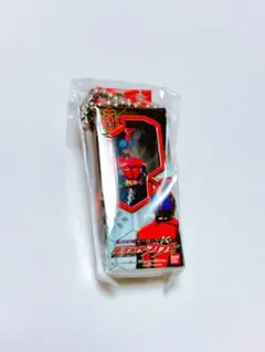 仮面ライダー ソフビパッケージチャーム＆チョコスナック カブト