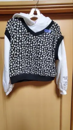 花柄デザイン Sサイズ 長袖カットソー