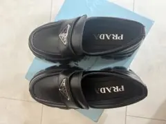 PRADA ブラック ローファー