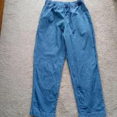ユニクロ　ライトブルーデニムパンツ Sサイズ