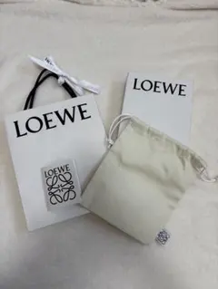 2025年最新】LOEWE ショップ袋・ショッパーの人気アイテム
