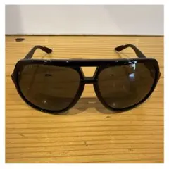 GUCCI ブラックサングラス ブラウンレンズのサムネイル