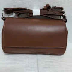 ビアズリー風　ショルダーバッグ　ボディーバック