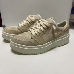 NIKEエアジョーダン1 ローエレベート　ベージュ スニーカー