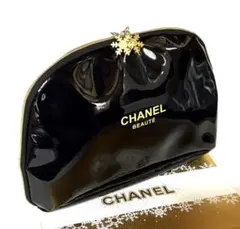 CHANELシャネル☆クラッチ ポーチ ブラック エナメル・スノーチャーム