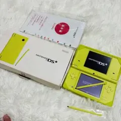 Item thumbnail for item 77fed646-31dc-4891-a4d7-a336590e27ec