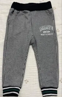 Item thumbnail for item 684f8bb9-4dfb-4d9c-8ebd-e955ece6f35a