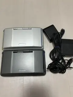 【再値下げ】ニンテンドーDS 初代 本体 シルバー/ブラック 充電器付き