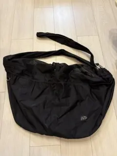 Item thumbnail for item 36eadeea-6eb5-4402-a4d9-ffc60f57bd12