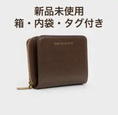 CHARLES & KEITH ジップアラウンドスモールウォレット ブラウン