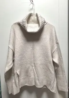 GRL クリーム色 ハイネックセーター