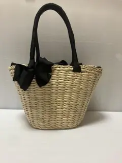 Item thumbnail for item b9da22a3-e523-4889-bde2-3c24a86e46fb