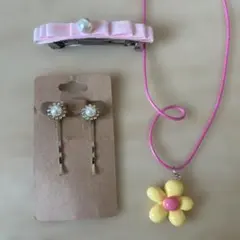 ネックレス、ヘアクリップセット