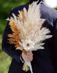 ウェディングブーケ ドライフラワー　ブートニア　　結婚式　前撮り