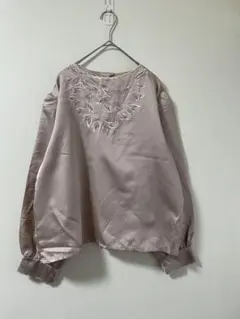 ヴィンテージ風 サテンブラウス カットワーク刺繍 ピンクベージュ3-30