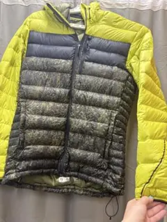 adidas アディダス　イエロー ブラック ダウンジャケット　2XL