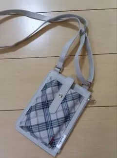 EAST BOY チェック柄 スマホショルダーバッグ グレー