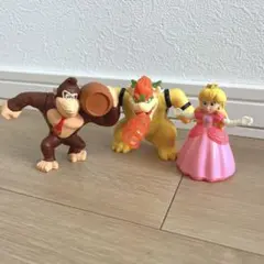 マック　ハッピーセット　2022 ドンキー　クッパ　ピーチ