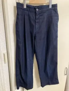 ユニクロ ダークブルー タック入り ワイドデニムアンクルパンツ レディース M