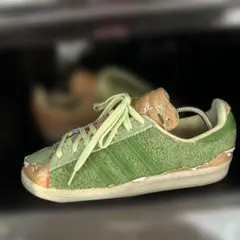 adidas スニーカー グリーン/ベージュ
