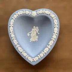 WEDGWOOD ハート型ブルー陶器皿