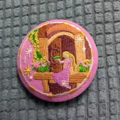 ラプンツェル 刺繍缶バッジ