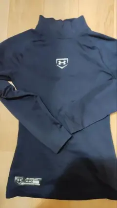 Under Armour ネイビー アンダーシャツ ハイネック