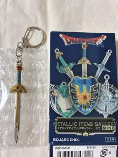 【新品未開封】ドラゴンクエストIII　収納ボックス、ロトの剣 ピンズ付 ドラゴンクエストⅢ Switch ブック型収納ボックス ロトの剣