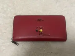 コーチ　COACH スヌーピー 長財布 レッド ラウンドファスナー　Rのサムネイル