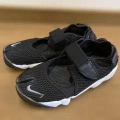 Nike エアーリフト848386-001 ２４㎝