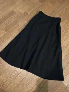 新品未使用　黒フレアースカート　裏地付き　38 卒業式　入学式