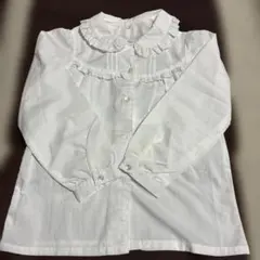 フリル付きホワイト長袖シャツ