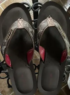 COACH シグネチャー ビーチサンダル ブラウンのサムネイル