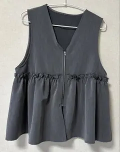 田中里奈さんmysacloset ペプラムジップベスト　グレー　Ｌ　しまむら