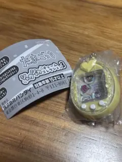 たまごっち シャカシャカチャームコレクション tamagotchiP'sイエロー