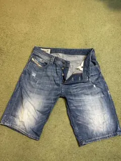 デニムブルー ダメージ加工 ショートパンツ