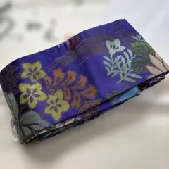 半幅帯　花紺の地に花の刺繍　自宅保管 使い込んでいます