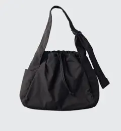 新品未使用　ユニクロ　ソフトパフィーショルダーバッグ　UNIQLO C