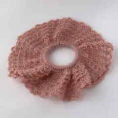 ハンドメイド 透かし編みシュシュ ピンク ふんわりモヘア