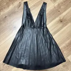 ZARA ブラック プリーツ ワンピース　美品