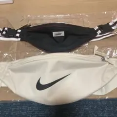 Nike ボディバッグ・ウエストポーチ 黒・ホワイト