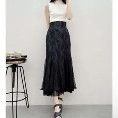 新品 MERCURYDUO 裾チュールバックレースアップレースマーメイドスカート