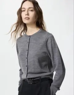 ユニクロ　メリノクルーネックカーディガン　グレー