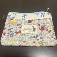 ハンドメイド 猫とフルーツ柄 ポーチ