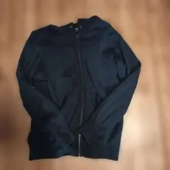 UNIQLO 黒 フード付きジップアップパーカー L