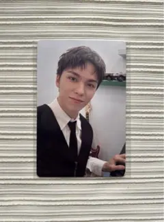 17 IS RIGHT HERE (HEAR ver)封入〚バーノン〛