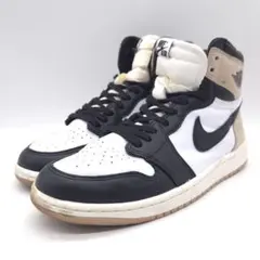 Item thumbnail for item ce81c1e6-59f4-4429-94e2-c70f2b111d57